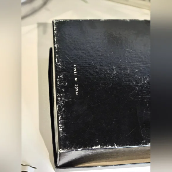 Chanel Vintage Women's Purple Suede and Black Heels - Picture 16 of 16